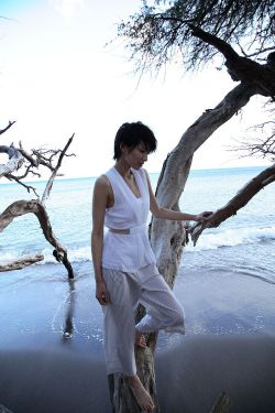 小叔子看我喂奶他硬了