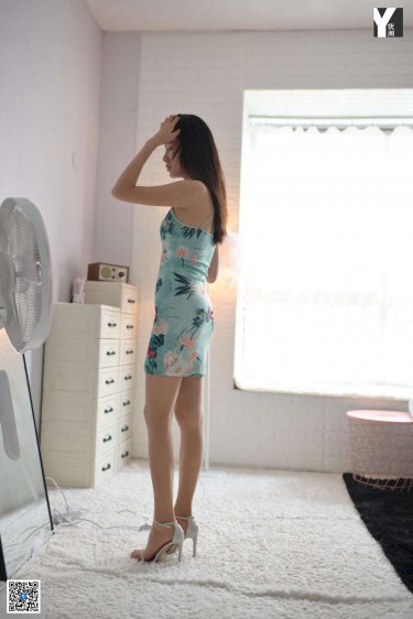 《年轻女教师4》免费观看