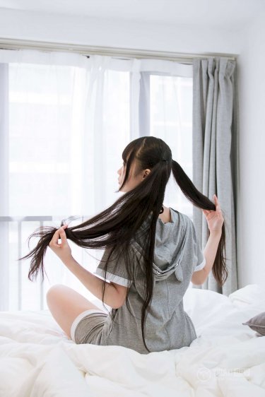 《生万物》免费播放